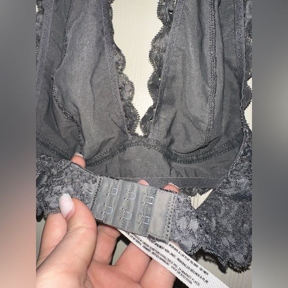 Intimately Free People grey floral lace halter bralette XS feminine lingerie - Picture 5 of 8
